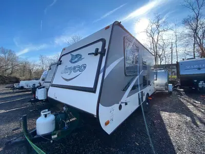 2016 Jayco Jay Feather 7 photo 4