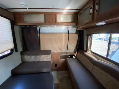 2016 Jayco Jay Feather 7 photo 18