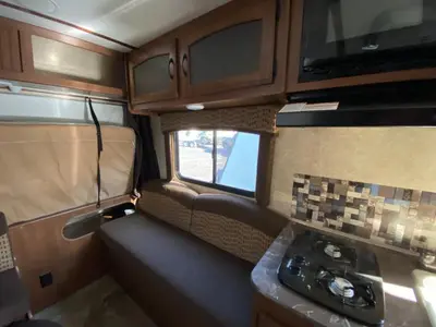 2016 Jayco Jay Feather 7 photo 17