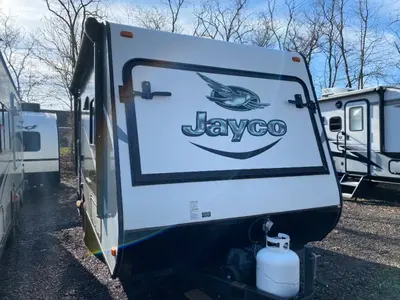 2016 Jayco Jay Feather 7 photo 2