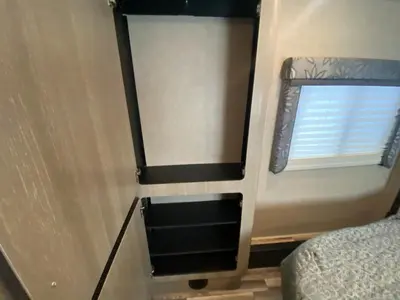 2016 Renegade Villagio photo 44