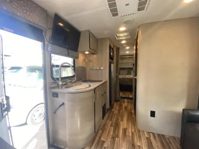 2016 Renegade Villagio photo 13