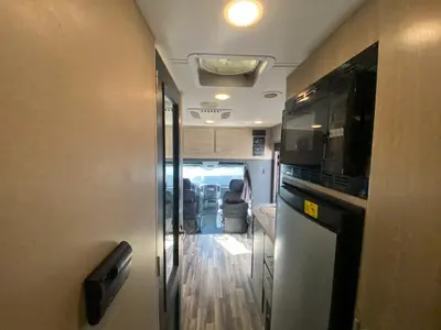 2016 Renegade Villagio photo 45