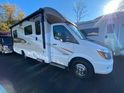 2016 Winnebago View photo 10