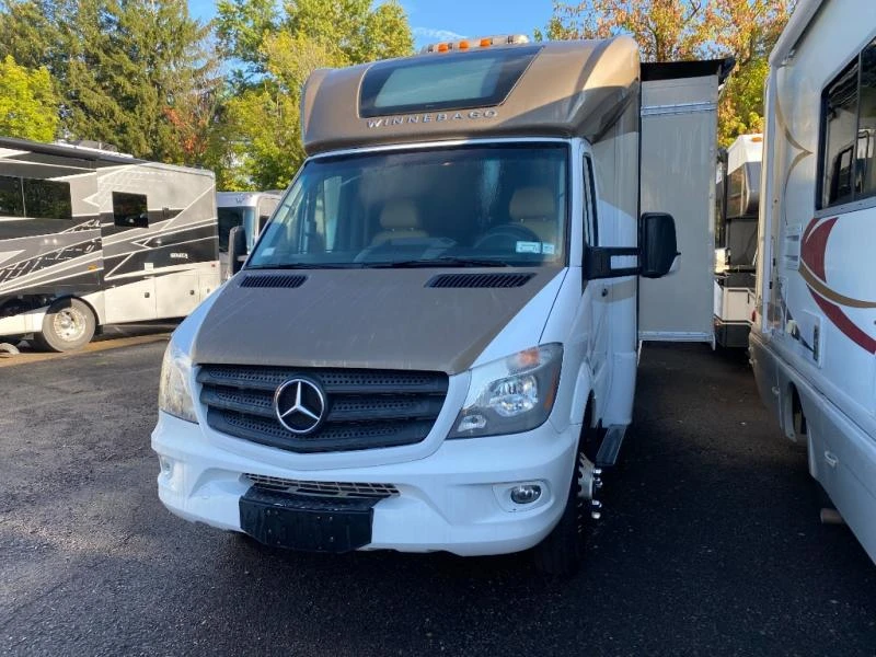 2016 Winnebago View exterior
