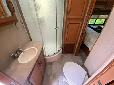 2017 CrossRoads RV Sunset Trail Grand Reserve photo 31