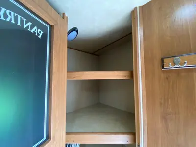 2017 CrossRoads RV Sunset Trail Grand Reserve photo 28
