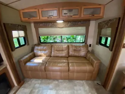 2017 CrossRoads RV Sunset Trail Grand Reserve photo 22