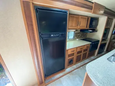 2017 CrossRoads RV Sunset Trail Grand Reserve photo 19