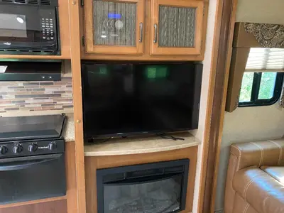 2017 CrossRoads RV Sunset Trail Grand Reserve photo 24
