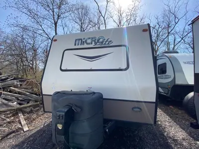 2017 Forest River RV Flagstaff Micro Lite photo 3