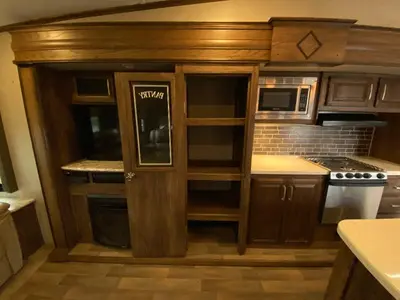 2017 Keystone RV Cougar photo 37