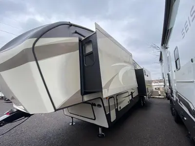 2017 Keystone RV Cougar photo 5