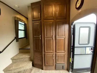 2017 Keystone RV Cougar photo 38