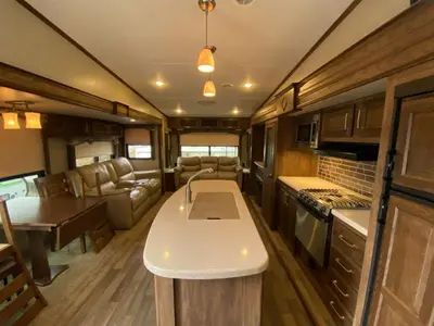 2017 Keystone RV Cougar photo 16