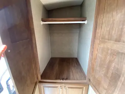 2017 Keystone RV Cougar X-Lite photo 40