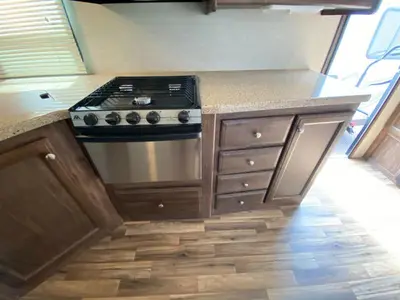 2017 Keystone RV Cougar X-Lite photo 22
