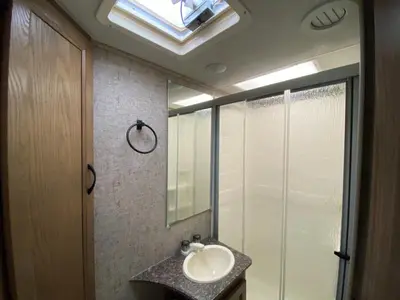 2018 Coachmen RV Freelander photo 32