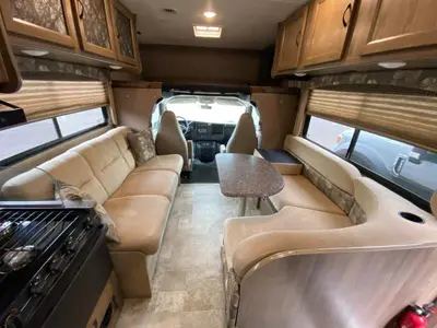 2018 Coachmen RV Freelander photo 39