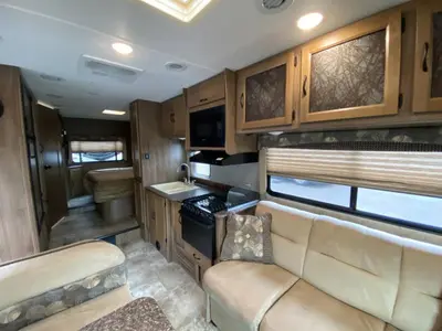 2018 Coachmen RV Freelander photo 17