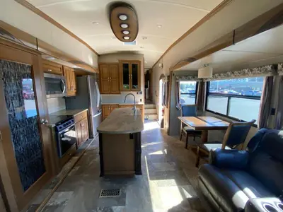 2018 Forest River RV Cedar Creek Hathaway Edition photo 21