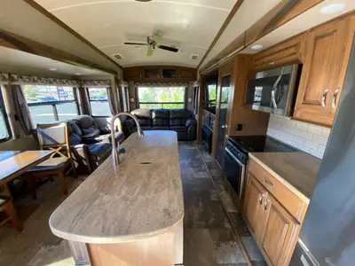 2018 Forest River RV Cedar Creek Hathaway Edition photo 12