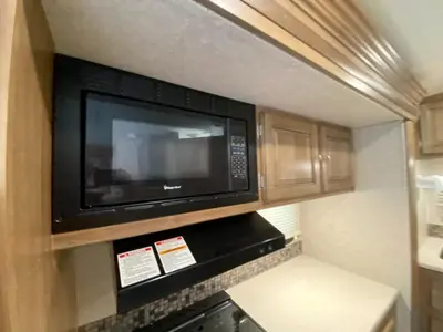2018 Forest River RV Flagstaff Super Lite photo 26