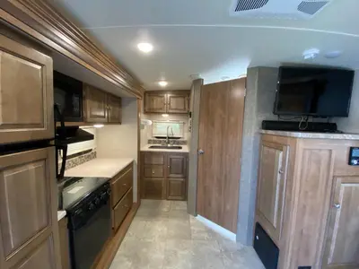2018 Forest River RV Flagstaff Super Lite photo 15