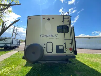 2018 Forest River RV Flagstaff Super Lite photo 7