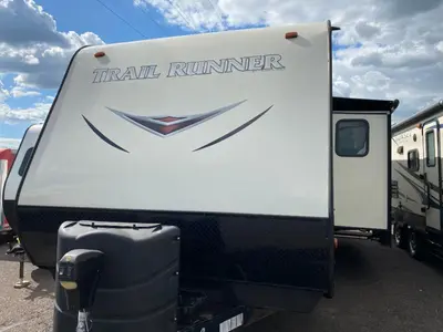 Used 2018 Heartland Trail Runner 285ODK