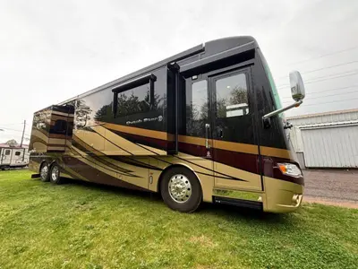 2018 Newmar Dutch Star photo 16