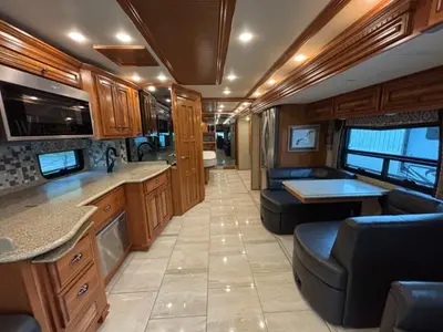 2018 Newmar Dutch Star photo 30