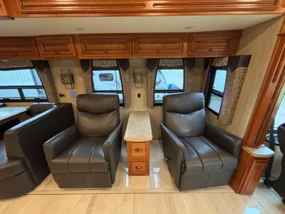 2018 Newmar Dutch Star photo 33