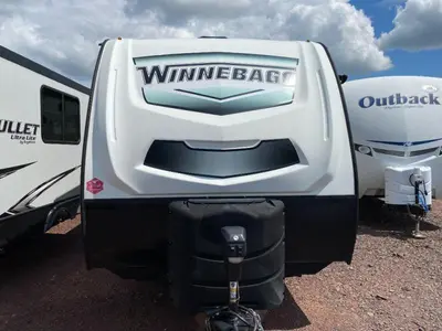 2018 Winnebago Industries Towables Micro Minnie photo 2