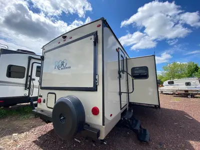 2019 Forest River RV Rockwood Roo photo 7