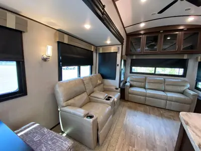2019 Jayco North Point photo 25