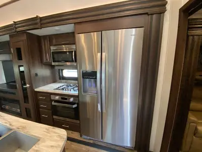 2019 Jayco North Point photo 35