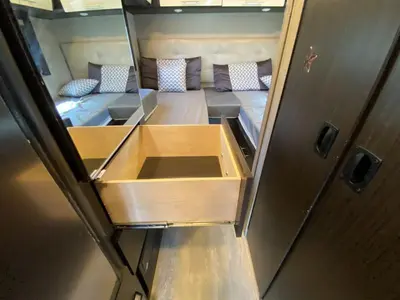2019 Thor Motor Coach Gemini photo 34