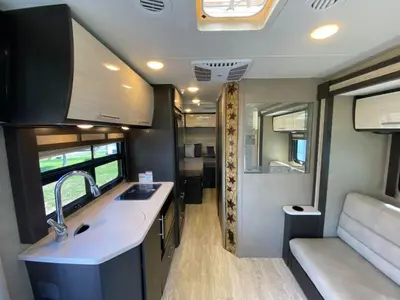 2019 Thor Motor Coach Gemini photo 17