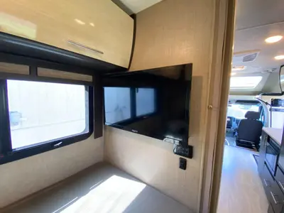 2019 Thor Motor Coach Gemini photo 31