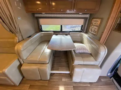 2019 Thor Motor Coach Synergy Sprinter photo 46
