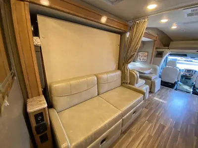 2019 Thor Motor Coach Synergy Sprinter photo 42