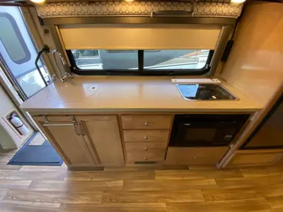 2019 Thor Motor Coach Synergy Sprinter photo 22