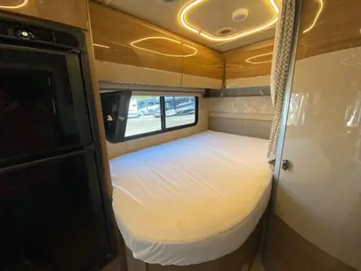 2019 Winnebago Navion photo 31