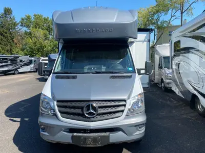 2019 Winnebago Navion photo 3