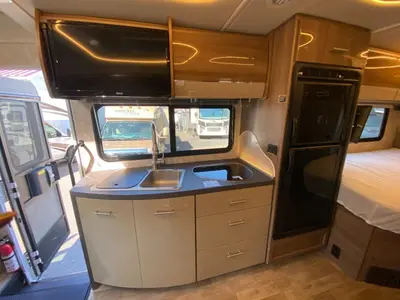 2019 Winnebago Navion photo 18