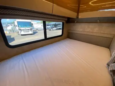 2019 Winnebago Navion photo 34