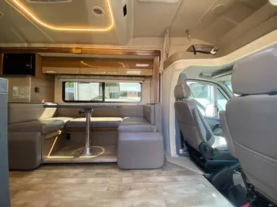2019 Winnebago Navion photo 13