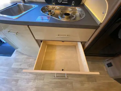 2019 Winnebago Navion photo 23