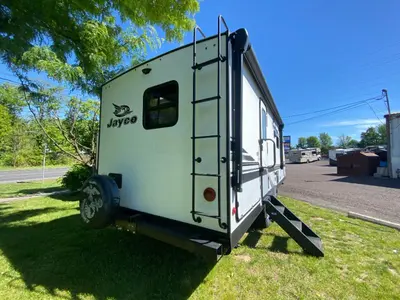 2020 Jayco Jay Feather photo 7